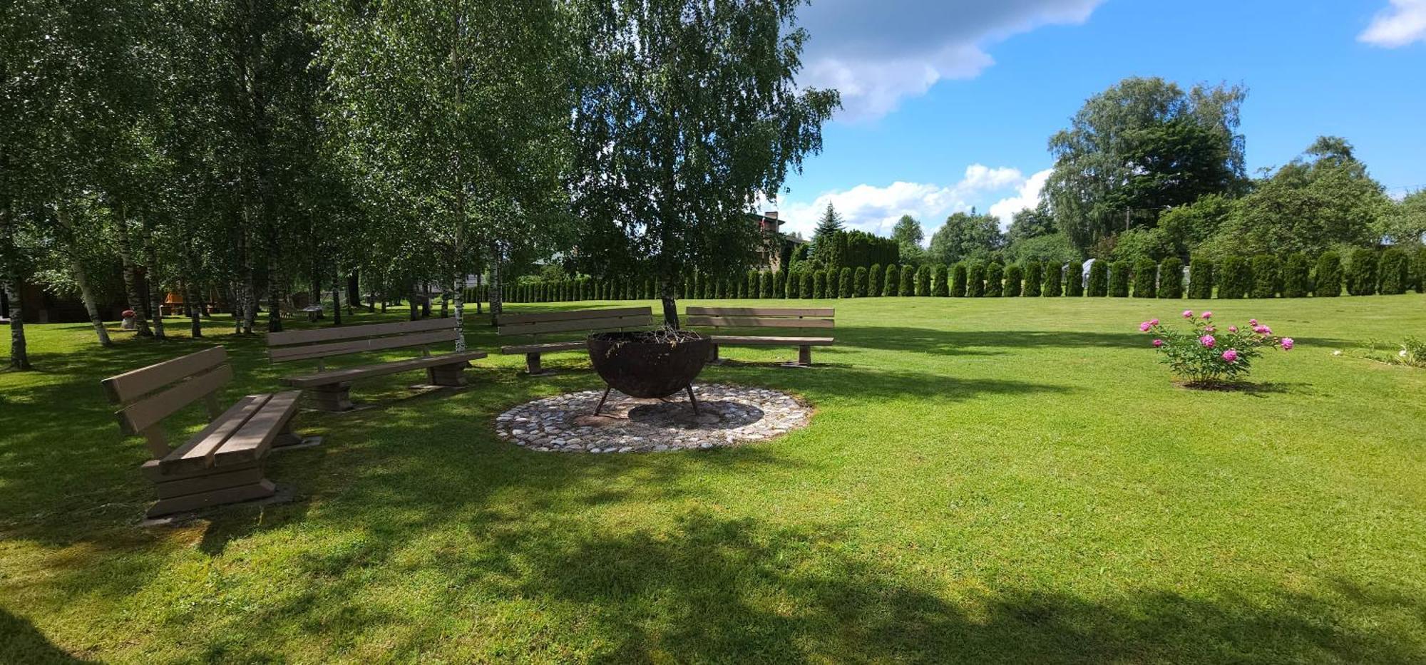 Brivdienu Maja-Lauvas Licis Rujiena Luaran gambar